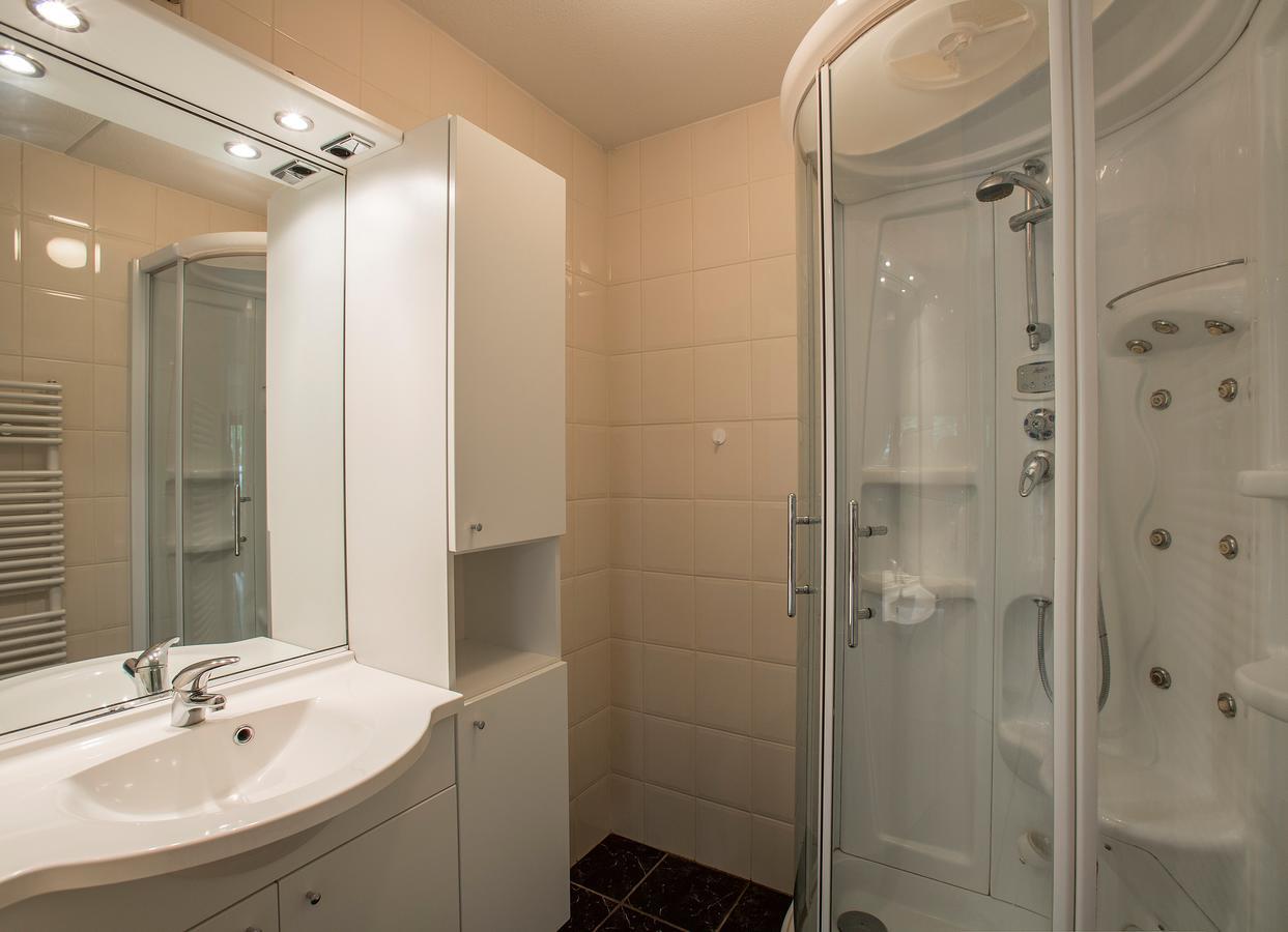 Vriezenveen Roompot Recreatiepark De Tolplas חדר תמונה